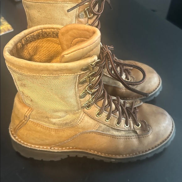 Danner Boots 7M - Picture 3 of 16
